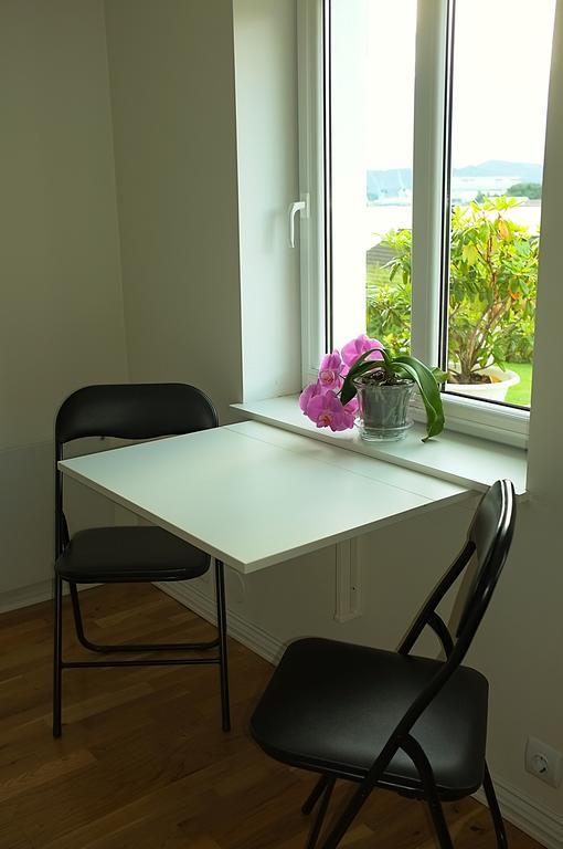Apartment Ulsteinvik Exteriör bild